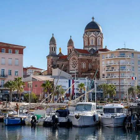 Evasion Douce En Centre-ville De St-raphael Apartman *